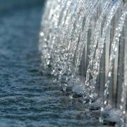 Irig, Vrdnik: Restrikcije vode