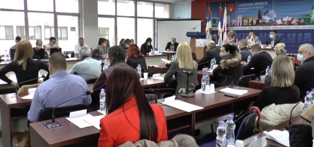 Održana sednica lokalnog parlamenta u Inđiji (VIDEO)